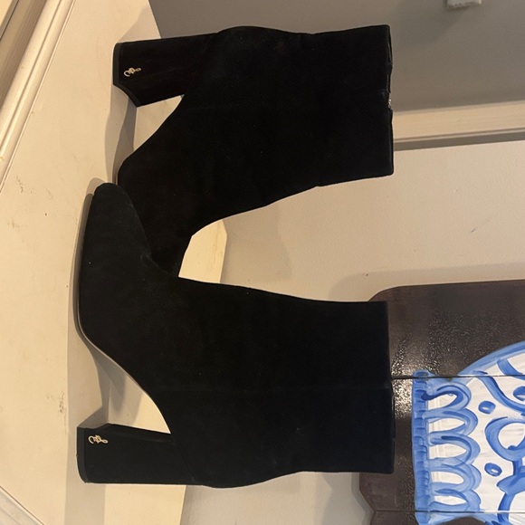 Chic Black Suede Heeled Boots Sam Edelman - Picture 5 of 7